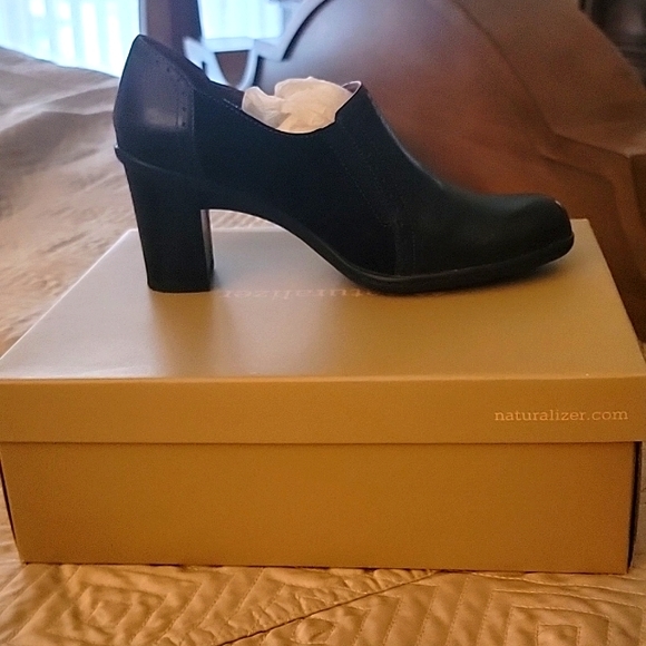 Naturalizer Klipper BLACK Leather 21867001 Shoe Size 7 1/2 Wide Used - Picture 5 of 8